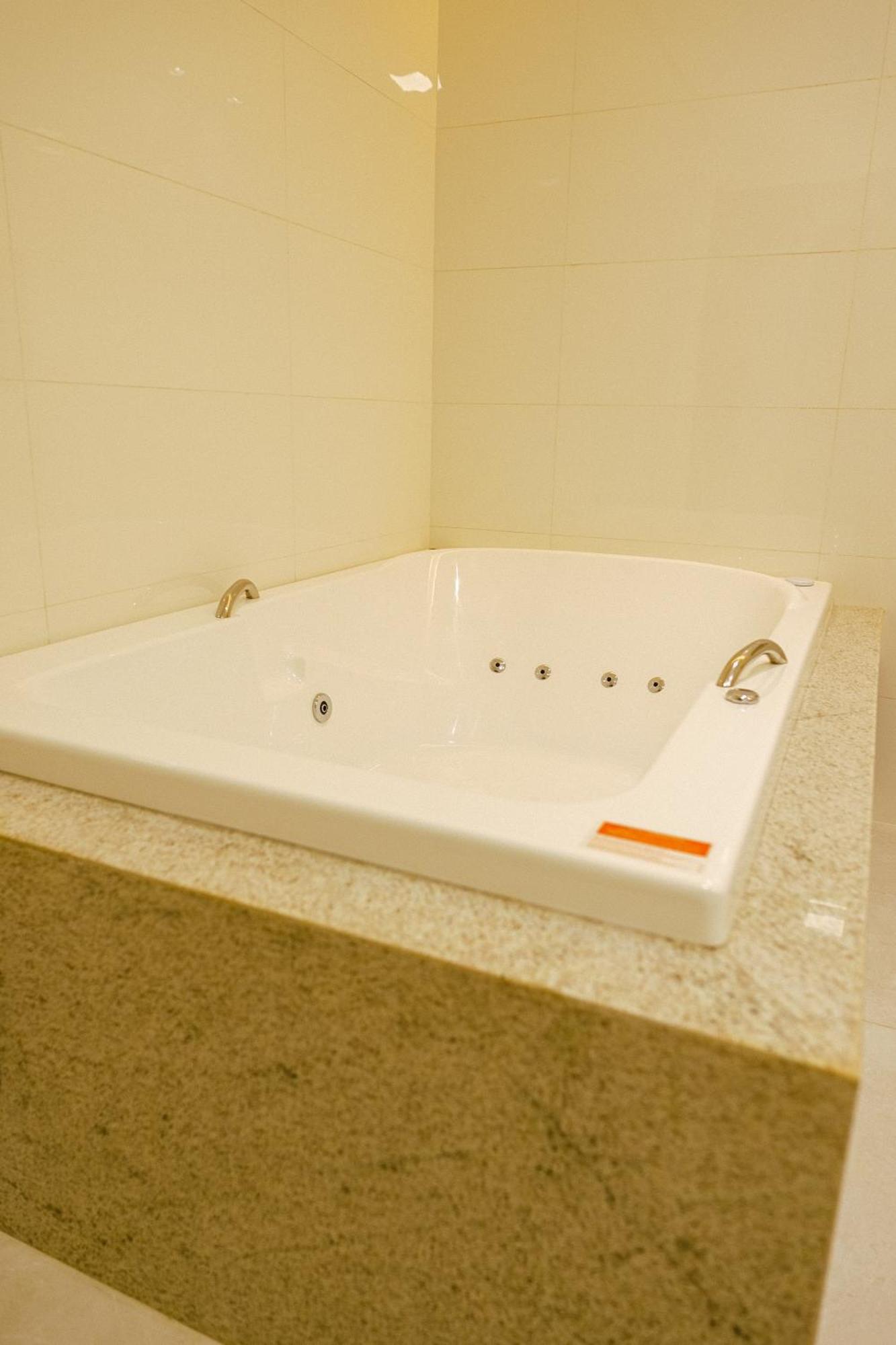 Oasis Hotel Miracema do Tocantins Esterno foto
